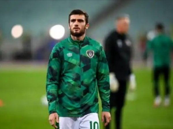 Bos Irlandia Puji Pengorbanan Yang Dilakukan Troy Parrott