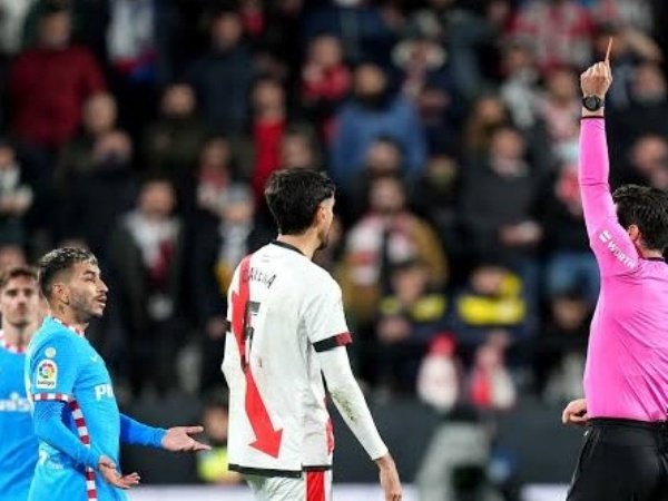 Correa Terancam Skorsing Empat Pertandingan Akibat Kartu Merah vs Rayo