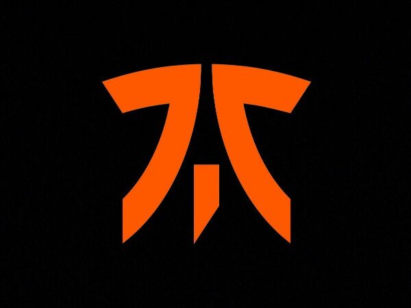 poizon Gabung Fnatic dengan Status Trial, Peppzor Promosi ke Line-up Utama