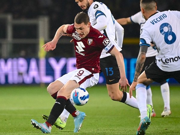 Milan Bakal Rekrut Striker Italia, Siap Serius Kejar Belotti?