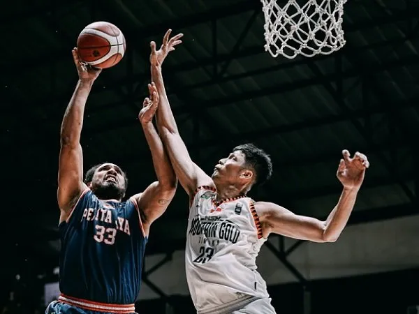 Pemain asing Pelita Jaya Basketball Jakarta, Dior Lowhron . (Images: IBL)