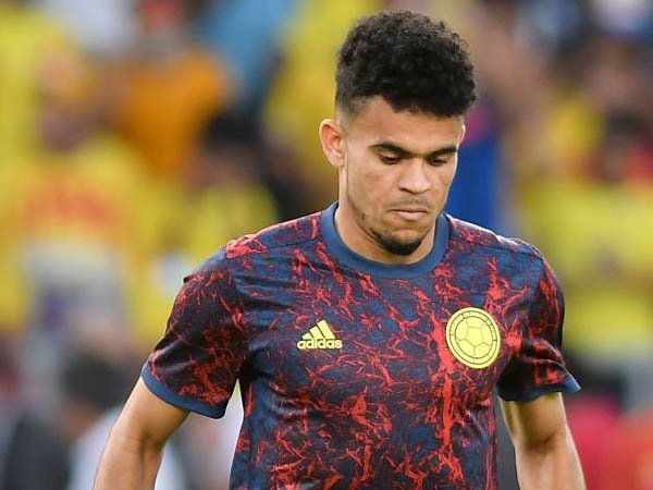 Diaz Buat Mantan Bintang Liverpool Terkesan dengan Proses Adaptasinya