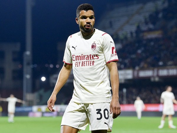 Milan Bakal Dapat Diskon Untuk Transfer Messias Jika Crotone Terdegradasi