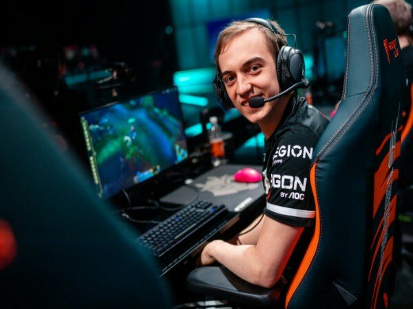 Playoff LEC Spring Split 2022: Team Vitality Dijegal G2 Esports