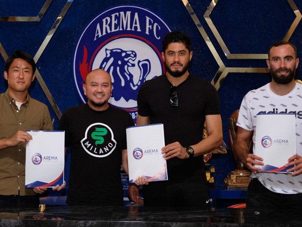 Arema FC Perpanjang Kontrak Tiga Pemain Asing Untuk Dua Musim