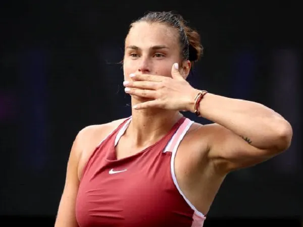 Aryna Sabalenka dan Paula Badosa lewati tantangan pertama di Charleston Open 2022