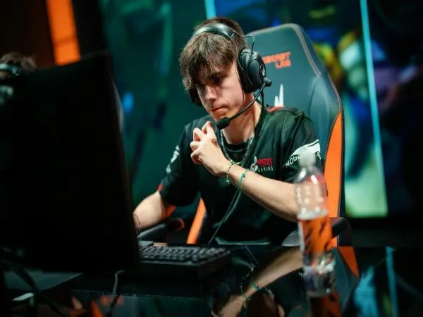 Starlet Misfits Vetheo Menangkan MVP LEC Spring Split 2022