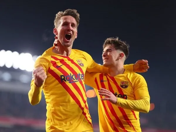 Luuk de Jong kembali tersedia untuk laga kontra Levante.