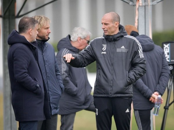 Disebut Bertengkar dengan Pavel Nedved, Massimiliano Allegri Klarifikasi