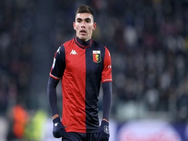 Lazio Ramaikan Perburuan Transfer Defender Incaran Fiorentina dan Atalanta