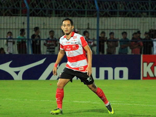 Madura United Resmi Perpanjang Kontrak Gelandang Senior SNC10