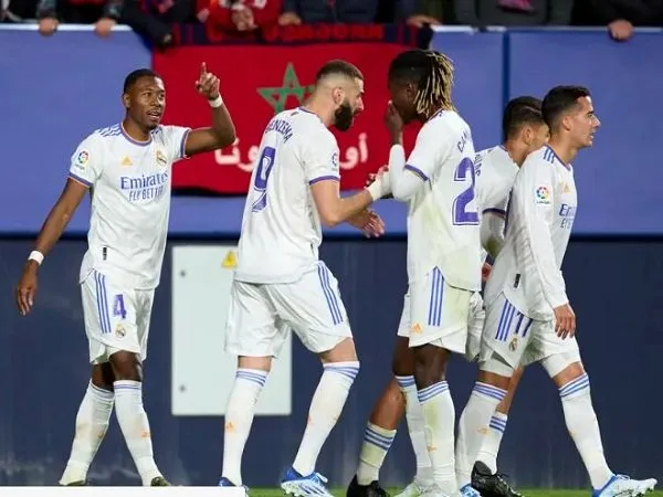 Para pemain Real Madrid sedang melakukan selebrasi. (Images: Getty)