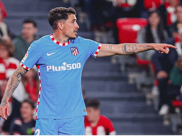 Gimenez Ungkap Penyebab Buruknya Performa Lini Pertahanan Atletico Madrid