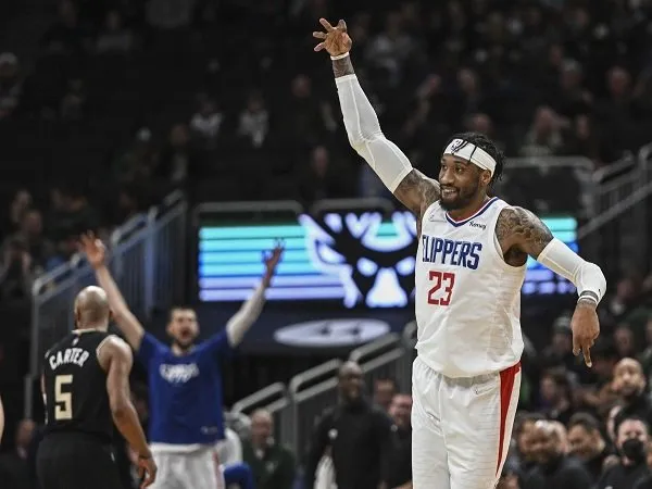 Robert Covington perpanjang masa baktinya bersama L.A Clippers.