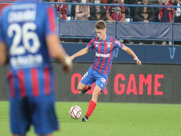 Atletico Madrid dan Arsenal Memantau Gelandang Muda SM Caen