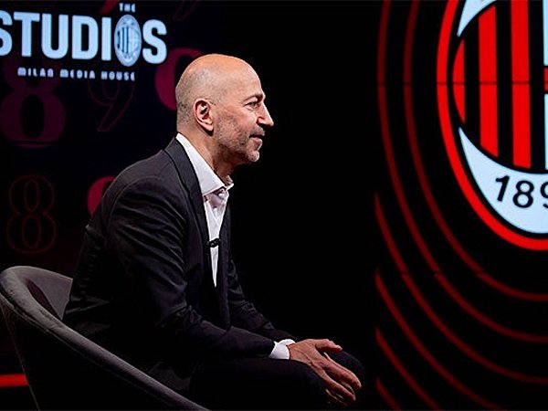 Gazidis Bakal Tetap di Milan Hingga November, Setelah Itu?
