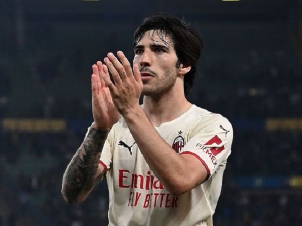 Baresi Beberkan Perbedaan Tonali Dengan Gelandang Legendaris Italia Lain