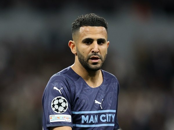 Tertarik Rekrut Berardi, Mahrez Tetap Target Impian Milan