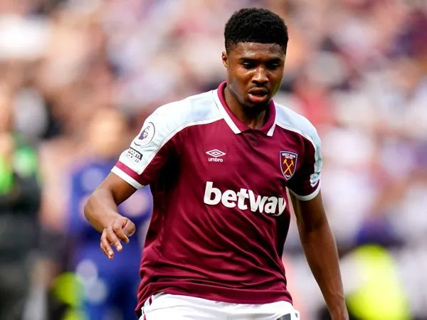 Bek West Ham United, Ben Johnson.