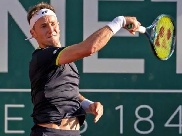 Casper Ruud buat Benoit Paire tak berkutik di Jenewa