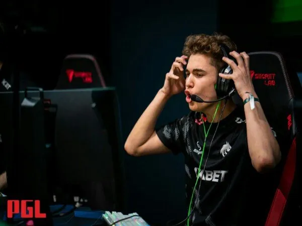 Jegal FURIA, Team Spirit Tantang FaZe di Semifinal PGL Antwerp Major