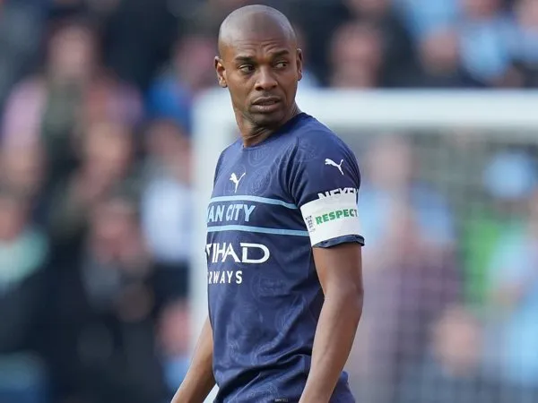 Kapten Manchester City, Fernandinho.