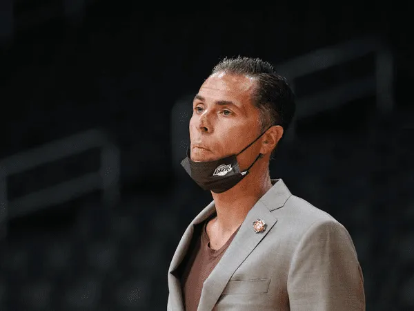 Rob Pelinka akan jalani meeting dengan Sean Marks.