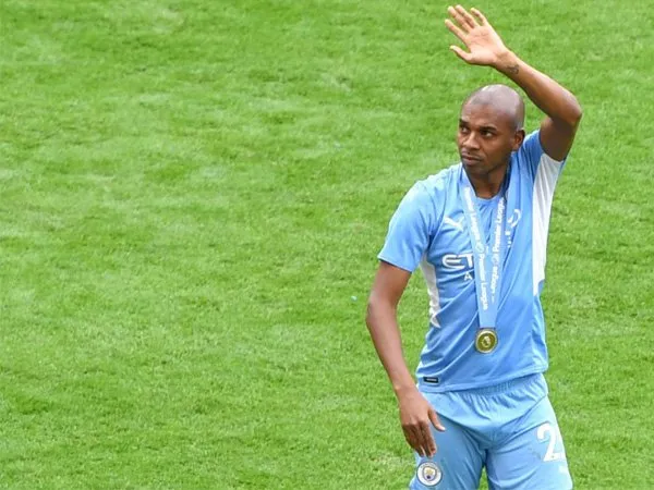 Kapten Manchester City, Fernandinho.