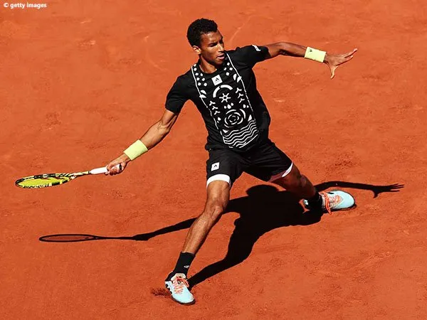 Felix Auger Aliassime diganjar satu tiket menuju babak ketiga French Open