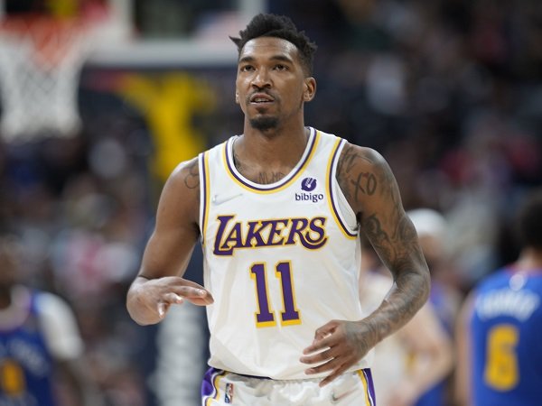 3 Pemain Yang Direalistis Dikejar Los Angeles Lakers Pada Musim Panas