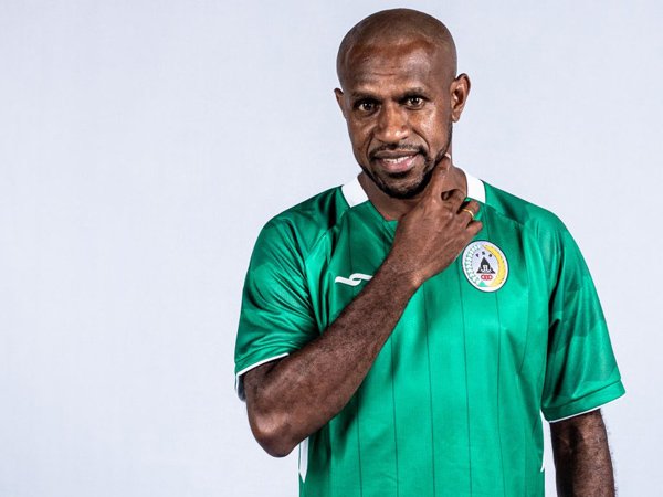 Boaz Solossa Siap Jadi Pembimbing untuk Pemain Muda PSS Sleman