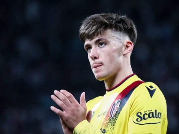 Arsenal Sangat Dekat untuk Rekrut Aaaron Hickey dari Bologna