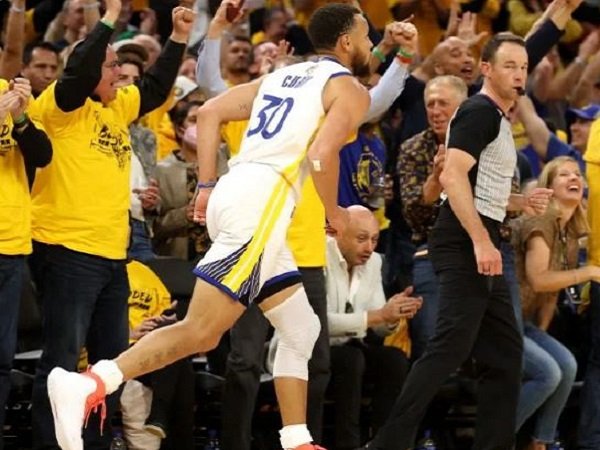 Libas Celtics, Warriors Samakan Kedudukan di Game 2