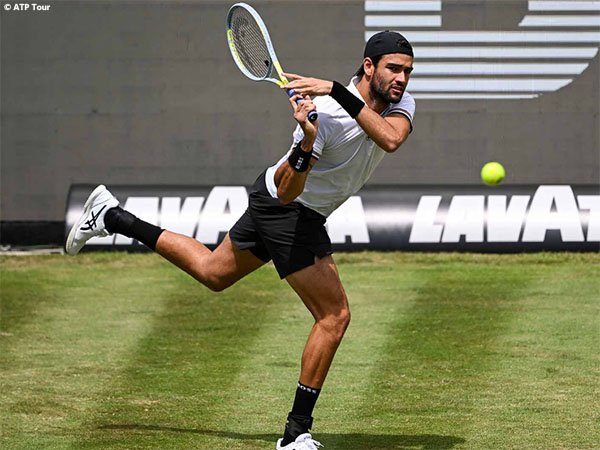 Matteo Berrettini Kembali! Penuh Perjuangan Atasi Radu Albot Di Stuttgart
