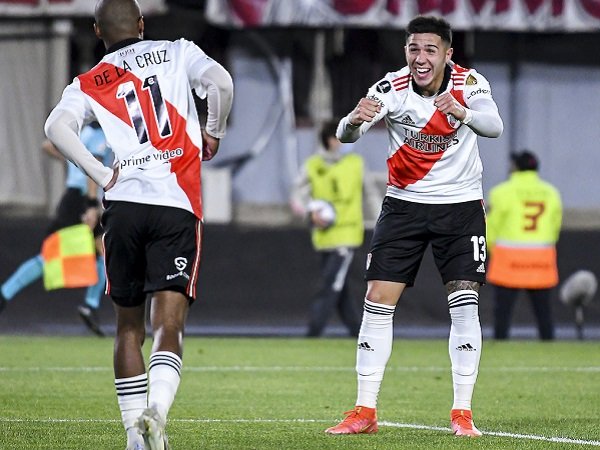 Alternatif Renato Sanches, Milan Tawar Bintang River Plate Enzo Fernandez