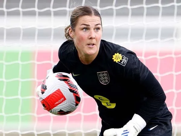 Earps Menikmati Kompetisi untuk Posisi Kiper No 1 Inggris