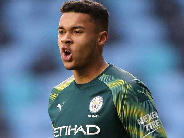 Kiper Muda Man City Gavin Bazunu Segera Merapat ke Southampton