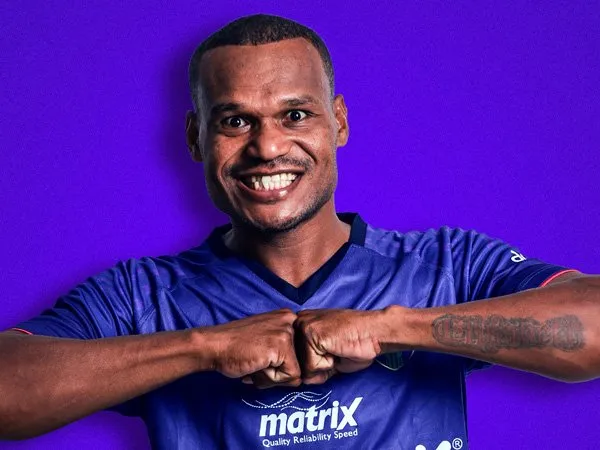 Israel Wamiau Jadi Pemain Persipura Keempat yang Diangkut Alfredo Vera