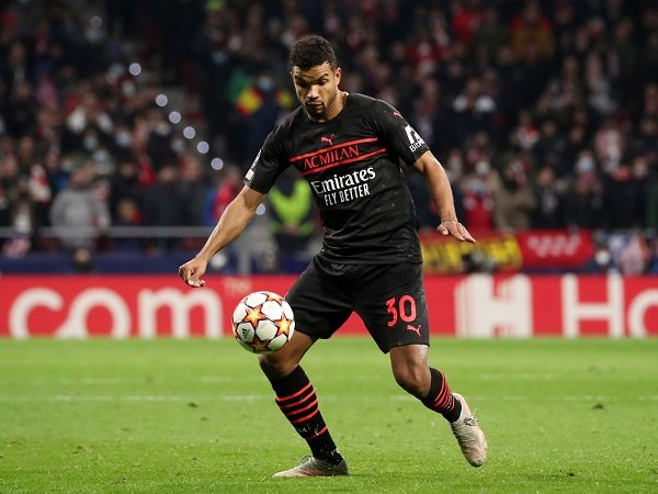 Diskon dan Pendekatan Monza, Milan Perlu Tuntaskan Masa Depan Messias