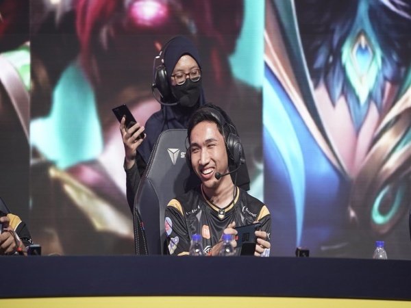 Lemon Panen Kill, RRQ Hoshi Petik Kemenangan Atas IDNS di MSC 2022