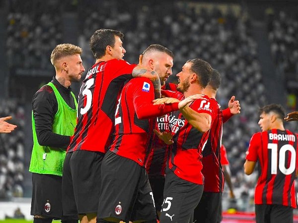 Milan Bisa Gunakan Rebic Untuk Turunkan Banderol Zaniolo