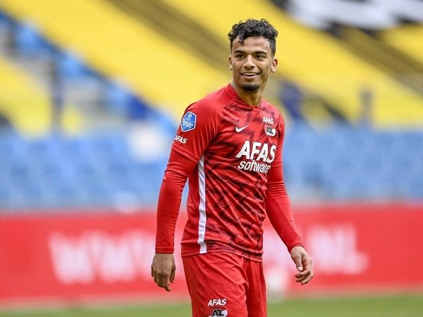 Juventus Masih Belum Menyerah Kejar Owen Wijndal