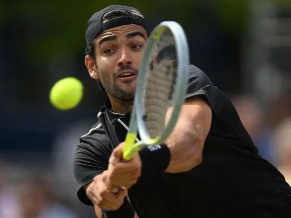 Matteo Berrettini terhindar dari kekalahan mengejutkan di Queen's Club