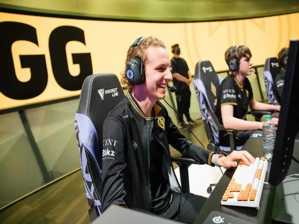 Licorice Putus Lose Streak atas C9 dengan Bawa Golden Guardians Menang
