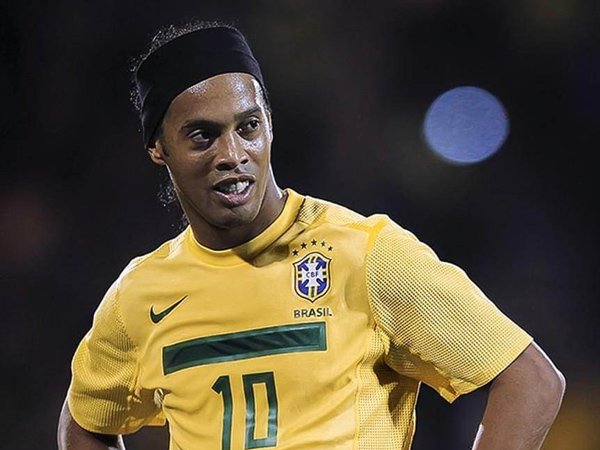 Perkuat Rans Nusantara FC, Ronaldinho Akan Mentas di Stadion Kanjuruhan