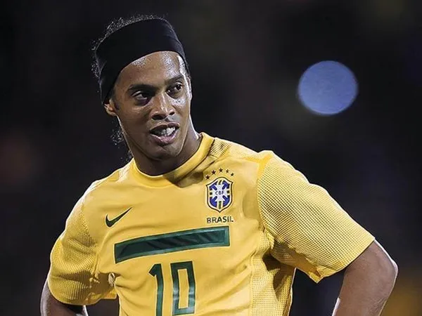 Perkuat Rans Nusantara FC, Ronaldinho Akan Mentas di Stadion Kanjuruhan