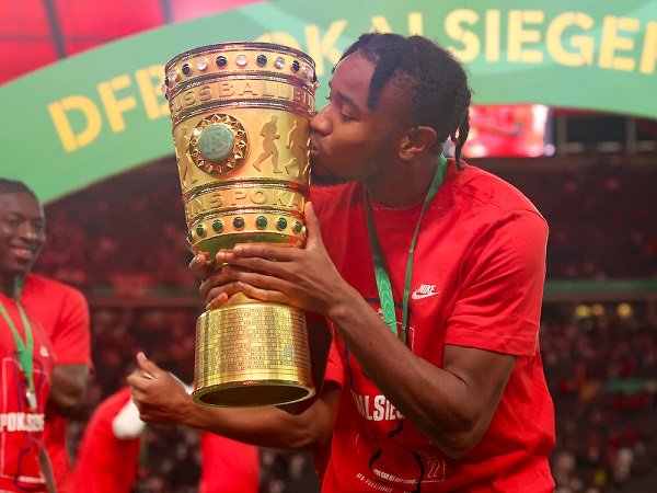 Dikaitkan Dengan Milan, Christopher Nkunku Beri Komentar Menggelitik