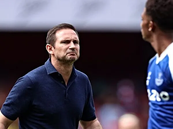 Tim Howard tak sabar melihat Evertonnya Frank Lampard musim depan.