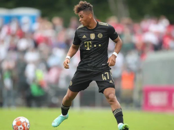 Tinggalkan Bayern Munich, Armindo Sieb Resmi Gabung Greuther Furth