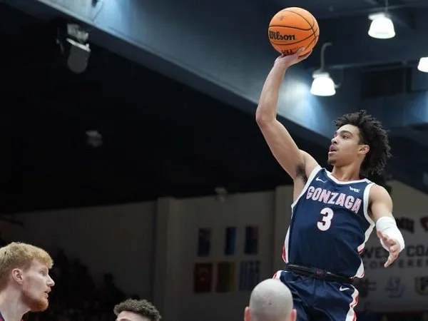 Los Angeles Lakers sempat pertimbangkan 2 nama sebelum rekrut Max Christie.